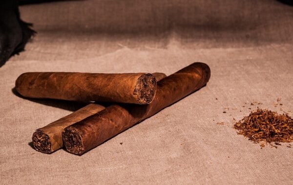 pure, cigar, tobacco-843893.jpg